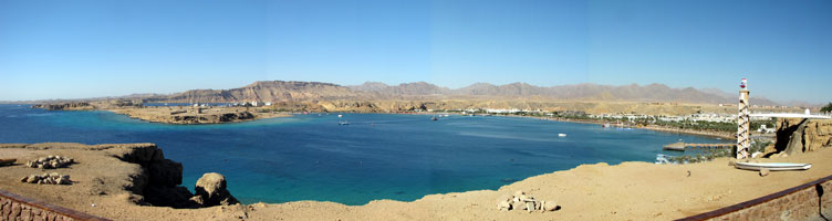 Blick auf die Bucht von Sharm El-Maya (Foto: Eichner-Ramm)