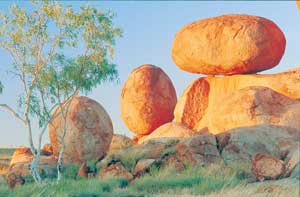 Teufelsmurmeln: Devils Marbles Conservation Reserve (Foto: NTTC / Barry Skipsey)