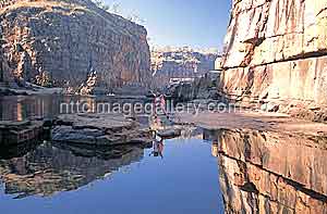 Imposant: Katherine Gorge im Nitmiluk Nationalpark (Foto: NTTC / David Kirkland)