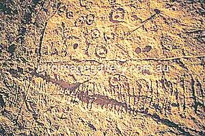 Petroglyphen im N’Dhala Gorge Nature Park (Foto: NTTC/Barry Skipsey)