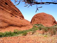 Die roten Sandsteinfelsen von Kata Tjuta entstanden vor 340 bis 310 Millionen Jahren