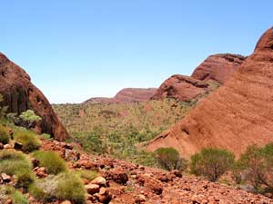 Blick ins Valley of the Winds der Kata Tjuta