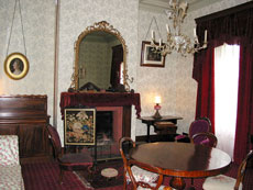 Salon im Commandants Cottage