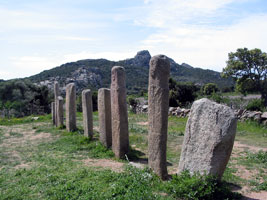 Menhire am Alignement de Stantari (Foto: Eichner-Ramm)