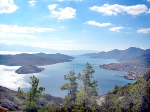 Bilderbuchblick auf die Bucht von Elounda