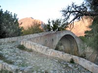 Steinbogenbrücke bei Kato Preveli