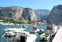 Anleger in Omiš: Von hier starten Cetina-Bootstouren