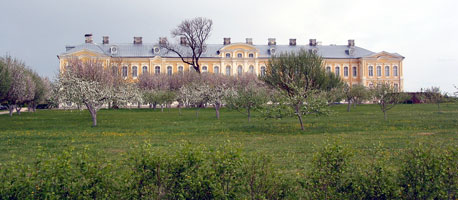 Imposant: Schloss Pilsrundale (Foto: Eichner-Ramm)