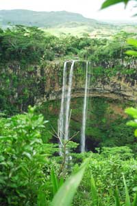 Cascades Chamarel: Mit 127 Metern höchster Wasserfall auf Mauritius