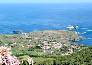 Blick auf Ponta Delgada (Foto: Eichner-Ramm)