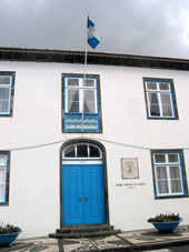 Rathaus von Calheta (Foto: Eichner-Ramm)