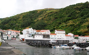 Hafen von Velas (Foto: Eichner-Ramm)