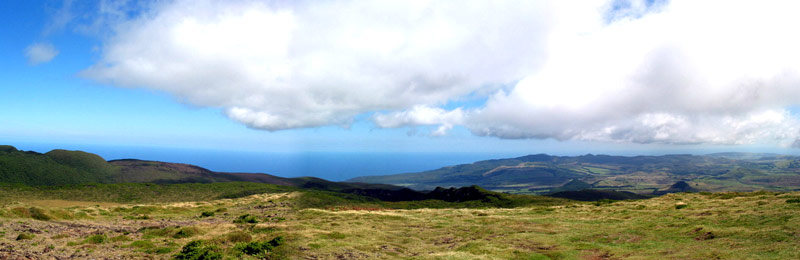 Gute Aussicht: Blick vom Serra de Santa Bárbara (Foto: Eichner-Ramm)