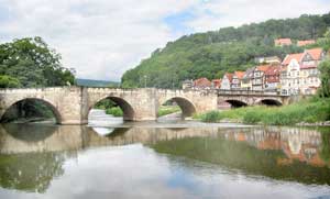 650 Jahre alt: Steinbrücke über die Werra in Hann. Münden