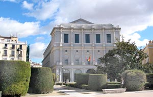 Schaufassade des Teatro Real am Plaza Oriente