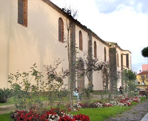 Plaza del Dr. Olivera an der Rückseite der Kirche von La Concepción