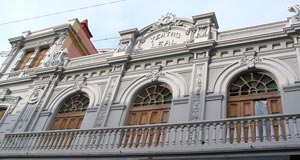 Fassade des Theatro Leal