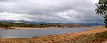 Ufer des Olifantsriver (Foto: Eichner-Ramm)