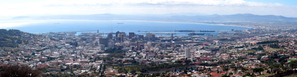 Blick auf Kapstadt (Foto: Eichner-Ramm)