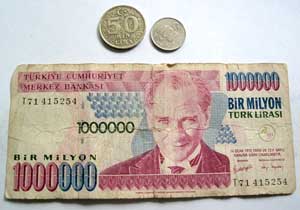 Noch immer sind die alten türkischen Lira im Umlauf