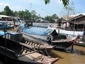 Hafenszene im Mekong-Delta