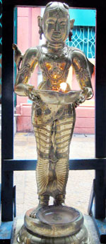 Figur in einem Hindu-Tempel in HoChiMinh-City (Saigon)
